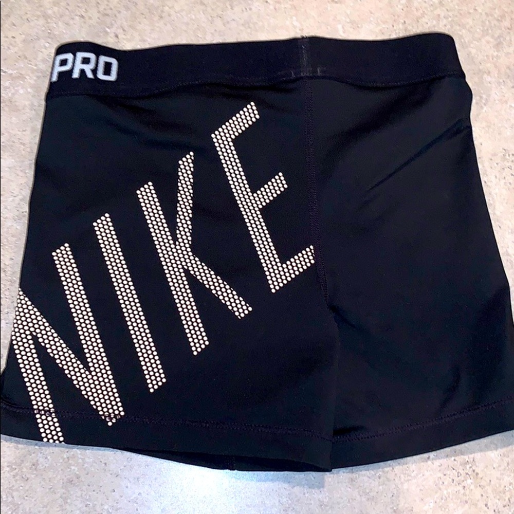 ▪️ Nike Compression Shorts ▪️